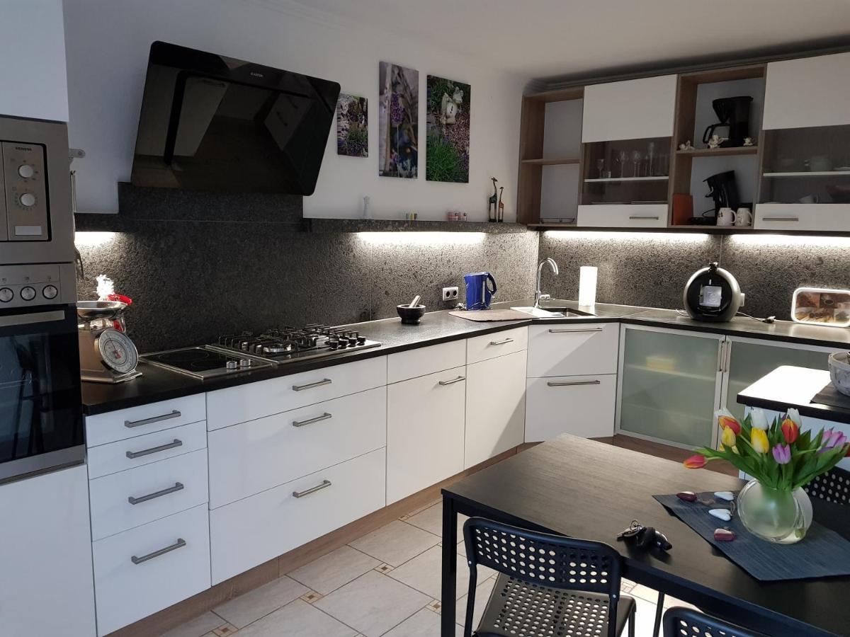Lavendel Apartment Bornheim  Ngoại thất bức ảnh